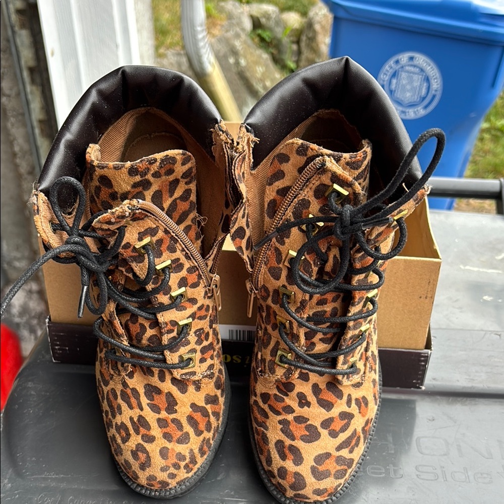 Leopard Print Ankle Boots with Black Laces